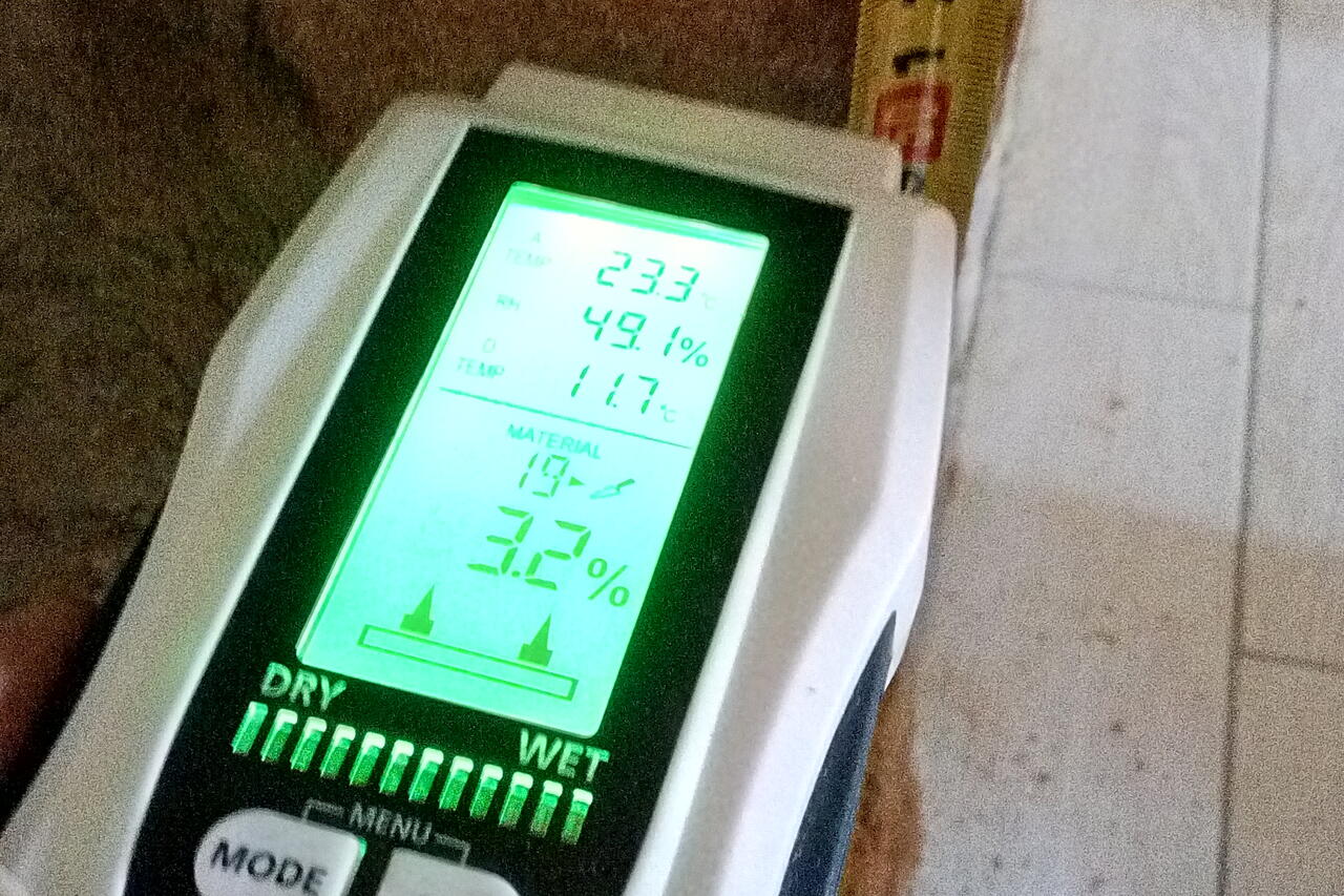 Odporový měřič vlhkosti ve zdivu Laserline Multivet