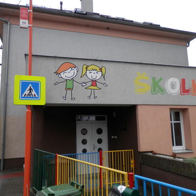 Entfeuchtung der Wände durch Elektroosmose Drypol in der Kindertagesstätte der Gemeinde Závada