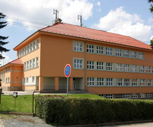 ZŠ a MŠ Želešice - vysušení zdiva systémem Drypol