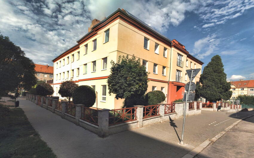 Sanierung des feuchten Mauerwerks mittels Elektroosmose im Kinderzentrum in Znojmo