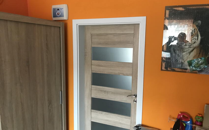 Vysoušení vlhkého zdiva v moderním rodinném domě v Hořicích