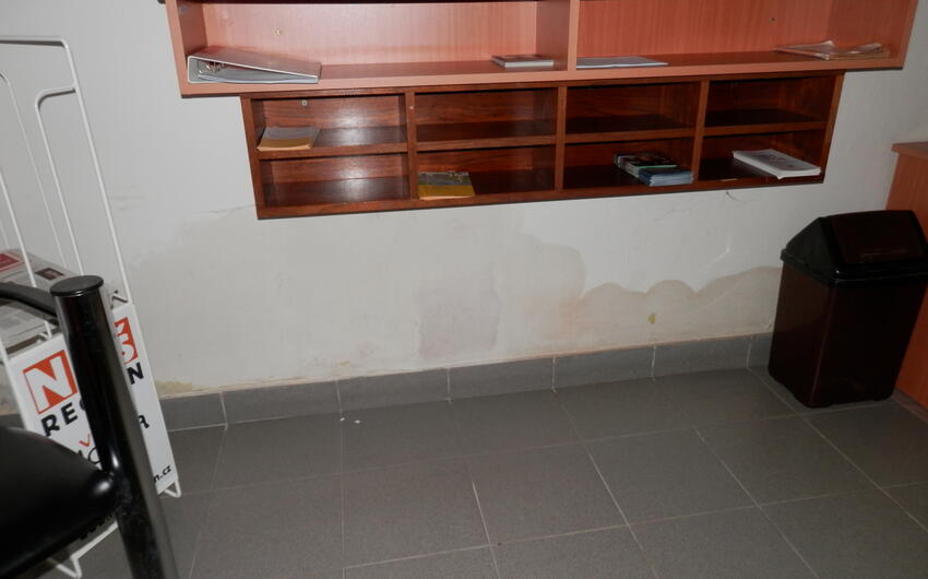 Restoration of masonry at the Czech Post office by electro-osmosis - #2