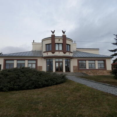 Sanierung der Turnhalle in Židovice mit dem Feuchtigkeitsentfernungsgerät Drypol
