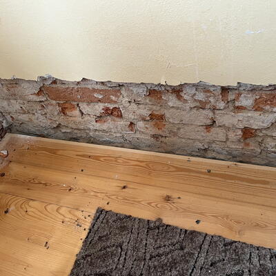 Vysušení zdí pomocí Drypol 50 v rodinném domku v Hejnicích