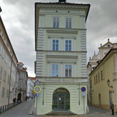 Vysoušení vlhkého zdiva historického bytového domu Vlašská 4 Praha