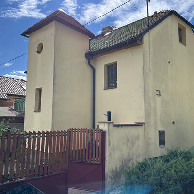 Segnaliamo che dopo 3 anni a Břežany si è prosciugato.