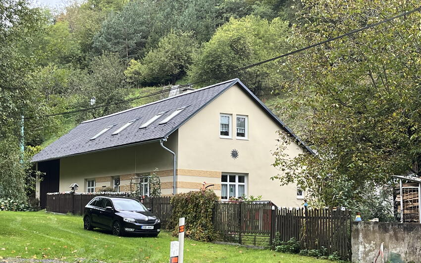 Deumidifichiamo una fattoria di 150 anni a Horní Bukovina. - #1