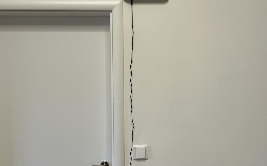 A Praga stiamo asciugando uno degli appartamenti di una casa più grande in pietra arenaria e mattoni