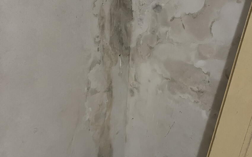 A Liberec asciughiamo l'umidità nella muratura nel seminterrato di un condominio - #8