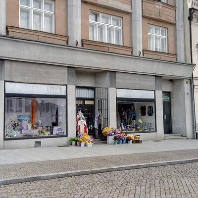 Vysušení vlhkého zdiva v prodejně oděvů na náměstí Lipník nad Bečvou